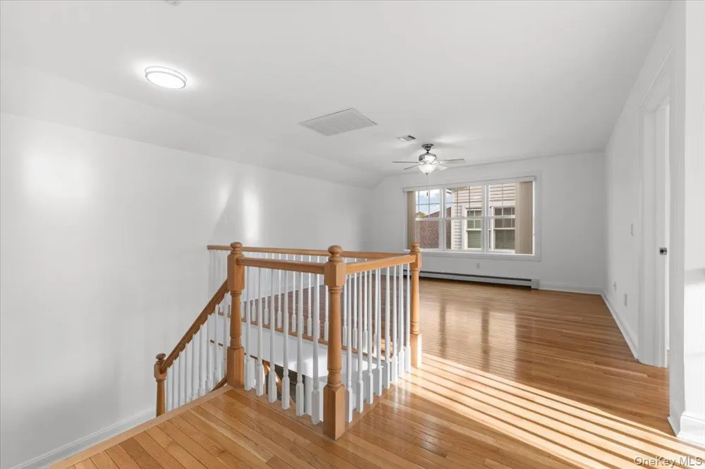 238 Harbor View Drive #238 Port Washington, NY 11050