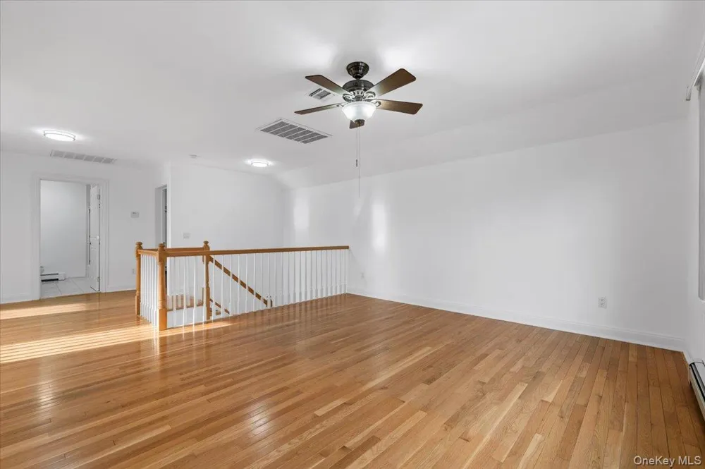 238 Harbor View Drive #238 Port Washington, NY 11050