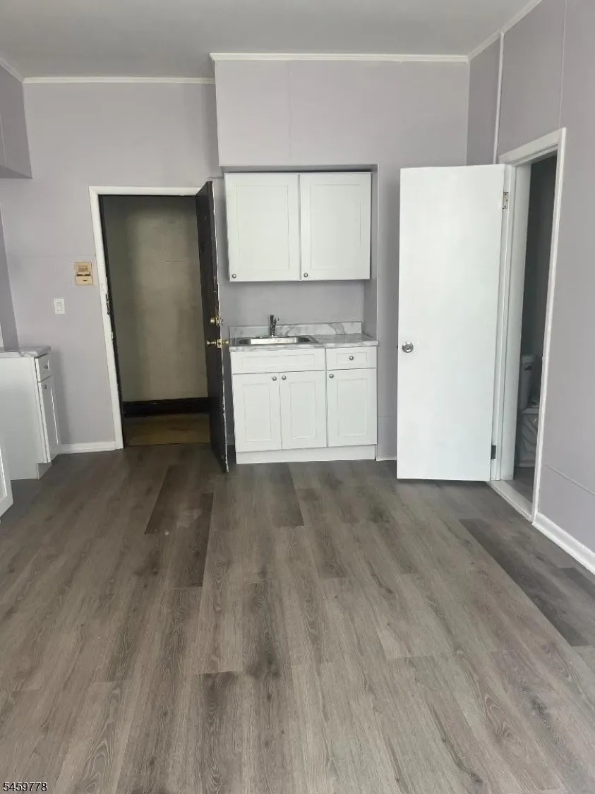 1055 Main Ave #15 Unit 15 Clifton City, NJ 07011