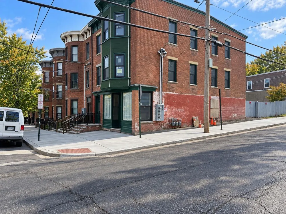 31 Benkard Avenue Newburgh, NY 12550