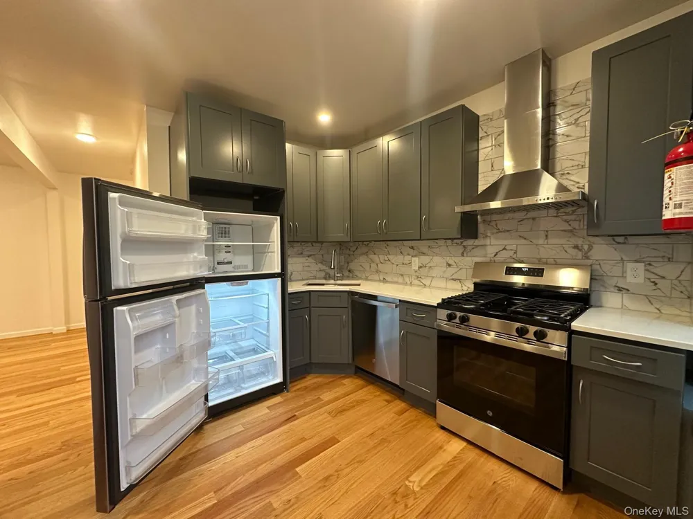 31 Benkard Avenue Newburgh, NY 12550