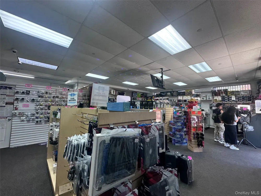 107-22 37 DRIVE Corona, NY 11368