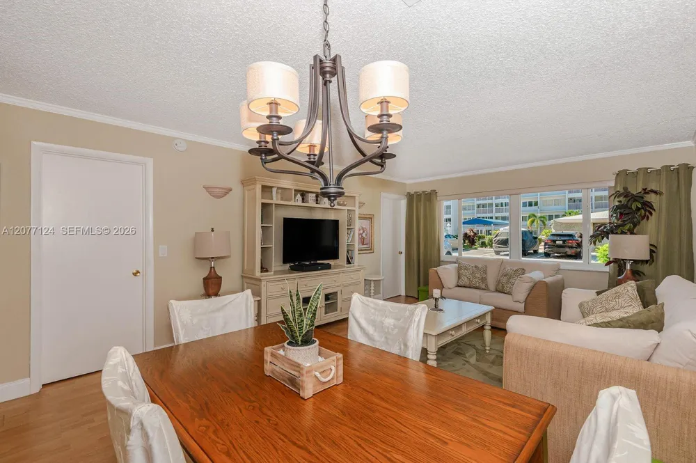 330 SE 2nd St #101H Hallandale Beach, FL 33009