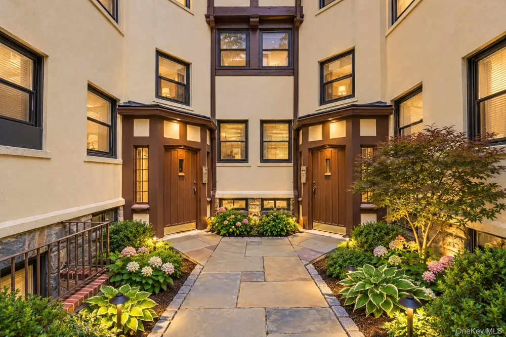 64 kensington Road #3B Bronxville, NY 10708