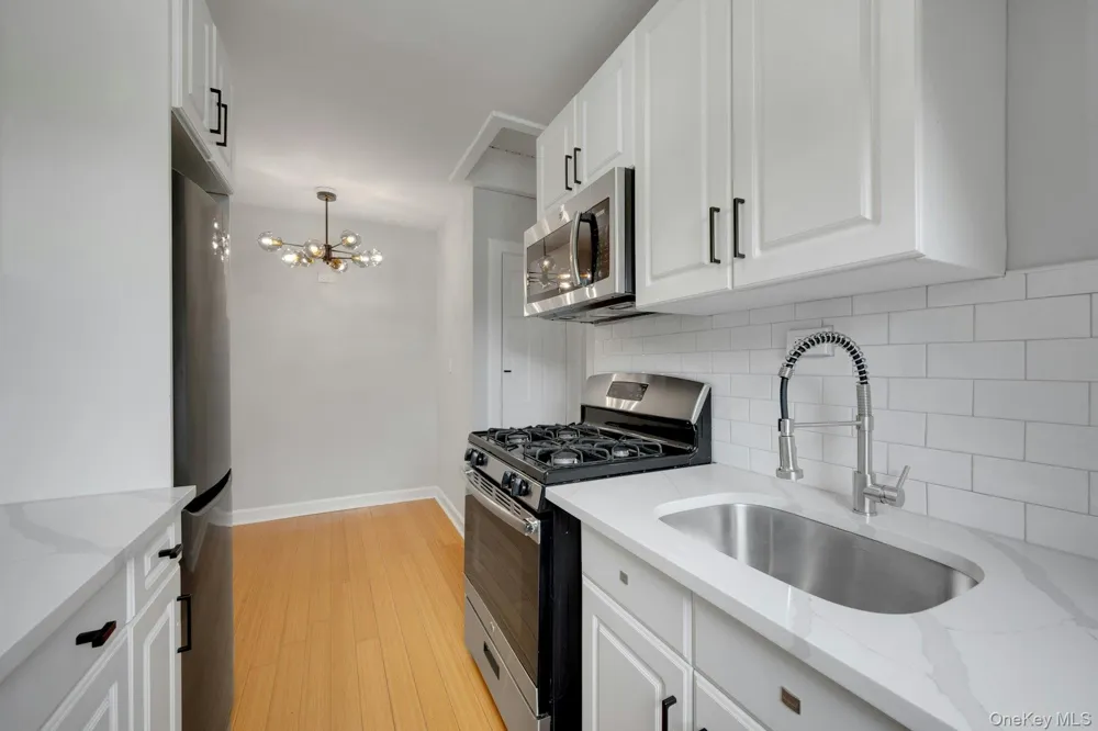64 kensington Road #3B Bronxville, NY 10708
