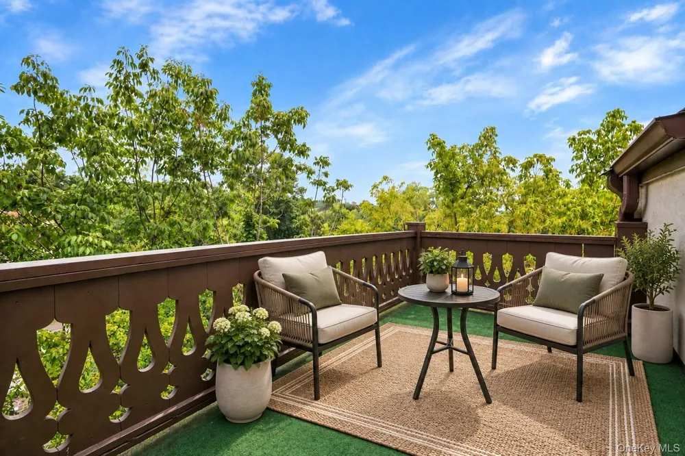 64 kensington Road #3B Bronxville, NY 10708