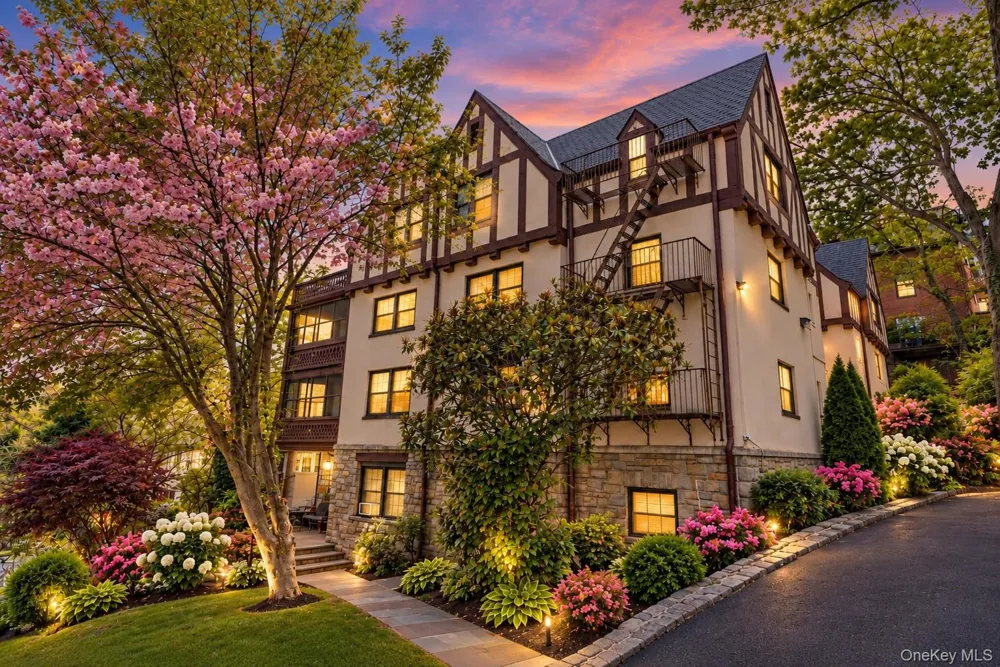 64 kensington Road #3B Bronxville, NY 10708