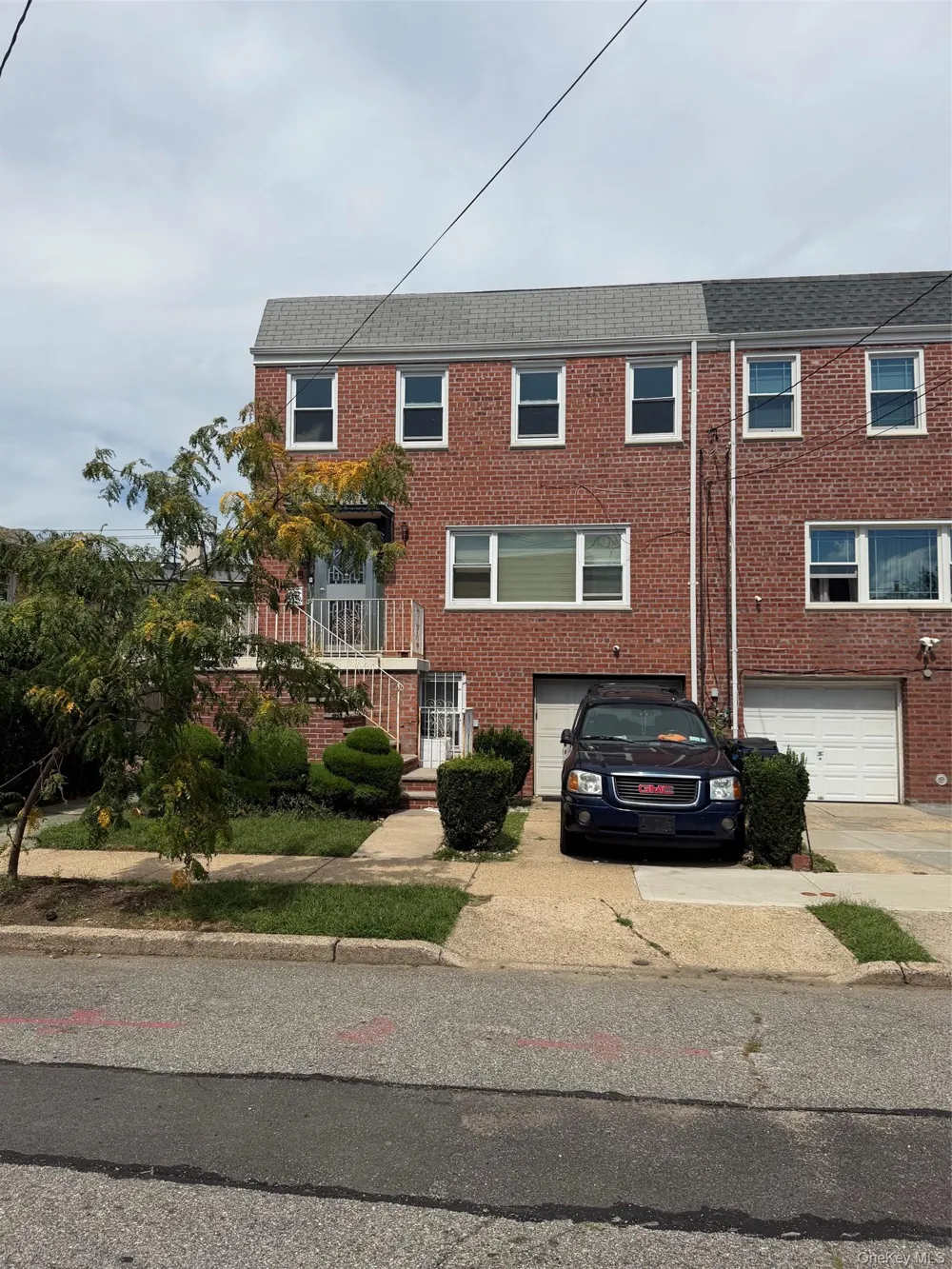 20809 Bardwell Avenue Queens Village, NY 11429