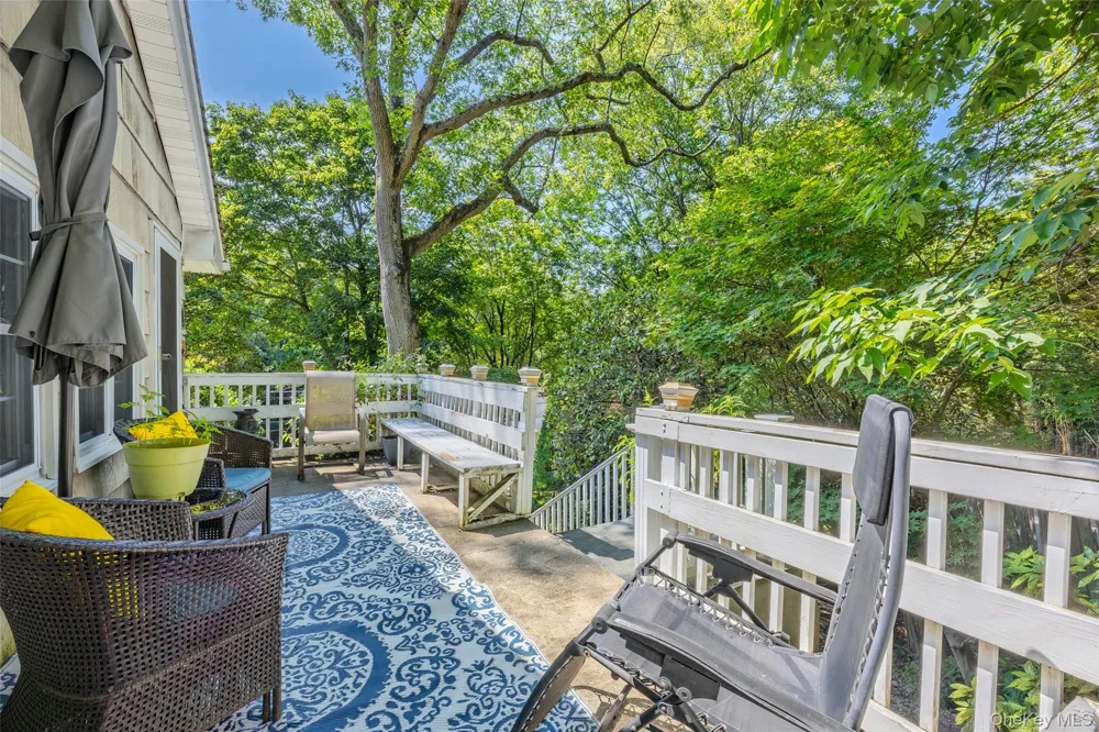 3 Lane M Huntington, NY 11743