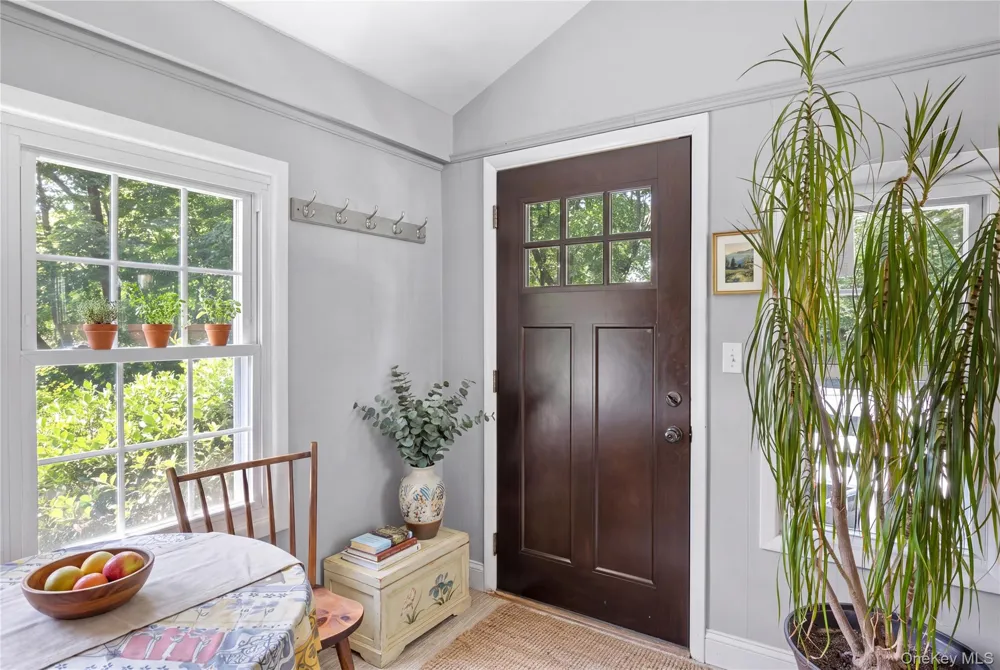 3 Lane M Huntington, NY 11743