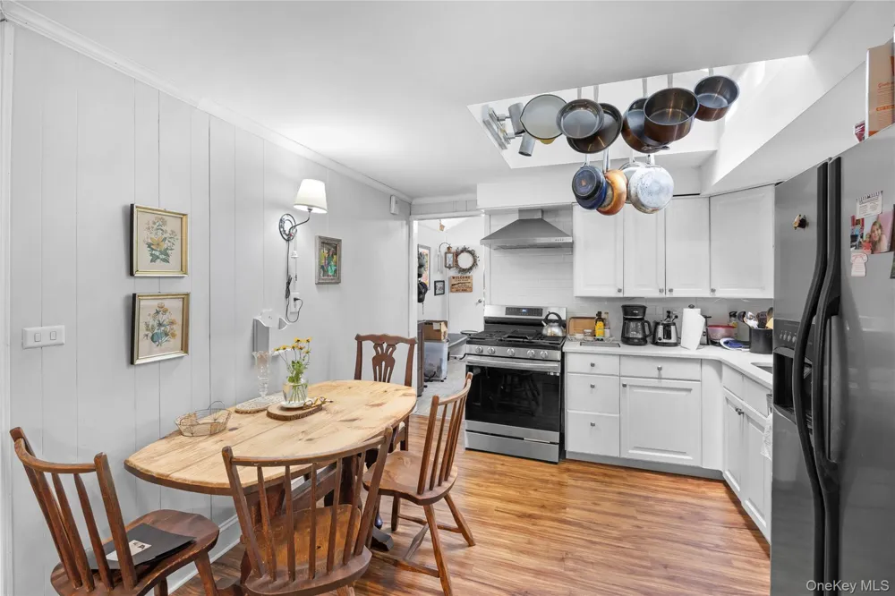 3 Lane M Huntington, NY 11743