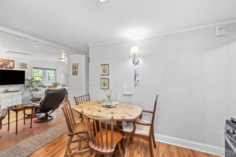 3 Lane M Huntington, NY 11743