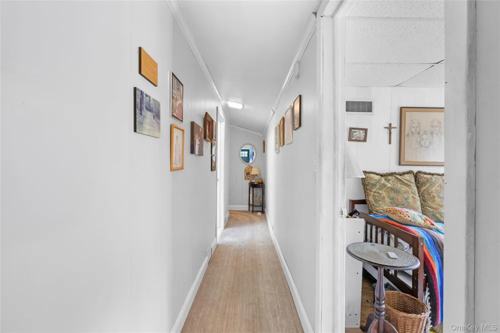 3 Lane M Huntington, NY 11743