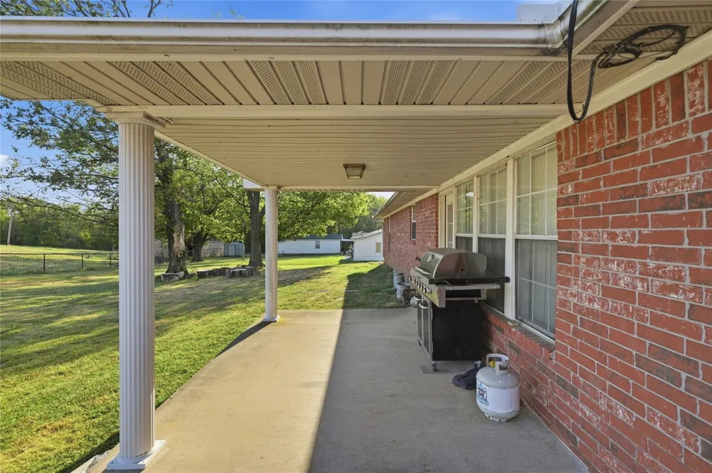 16865 E 570 ROAD Inola, OK 74036