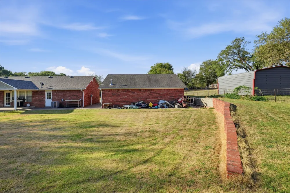 16865 E 570 ROAD Inola, OK 74036