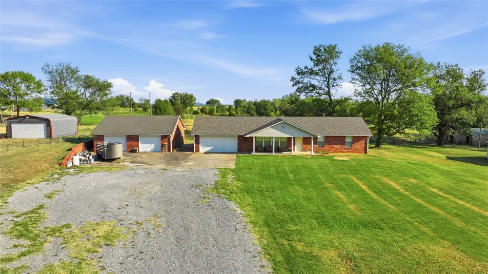 16865 E 570 ROAD Inola, OK 74036