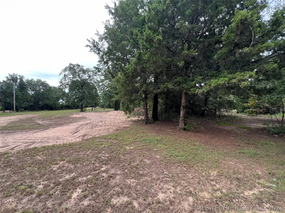 20 S 4207 ROAD Eufaula, OK 74432