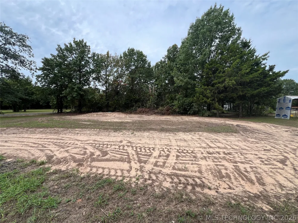 20 S 4207 ROAD Eufaula, OK 74432