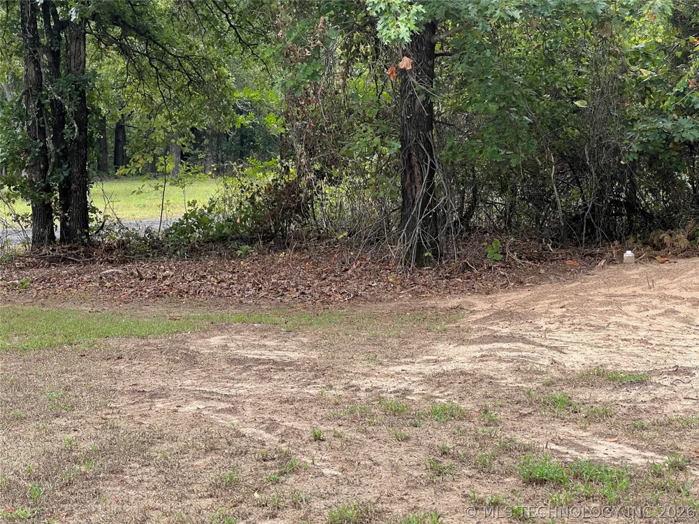 20 S 4207 ROAD Eufaula, OK 74432