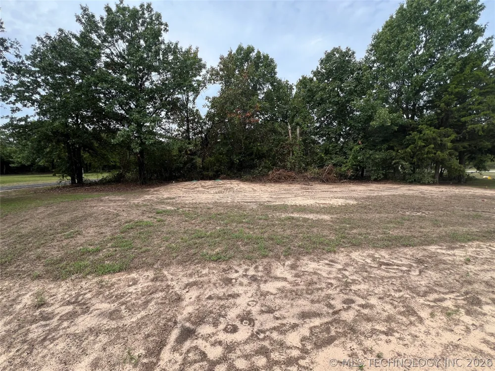 20 S 4207 ROAD Eufaula, OK 74432