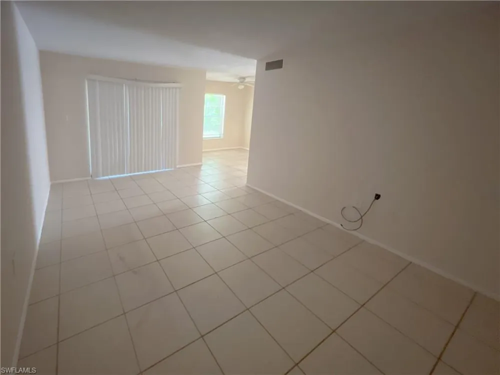 1915 Braman Avenue #4 Fort Myers, FL 33901