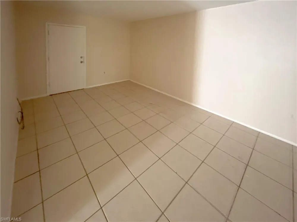 1915 Braman Avenue #4 Fort Myers, FL 33901