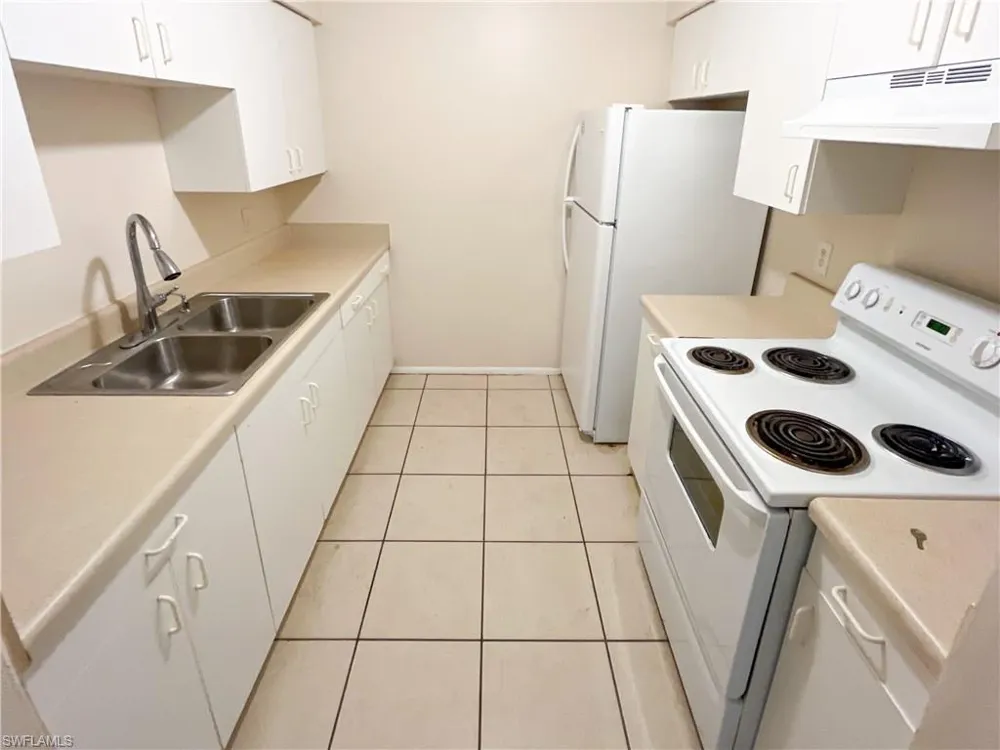 1915 Braman Avenue #4 Fort Myers, FL 33901