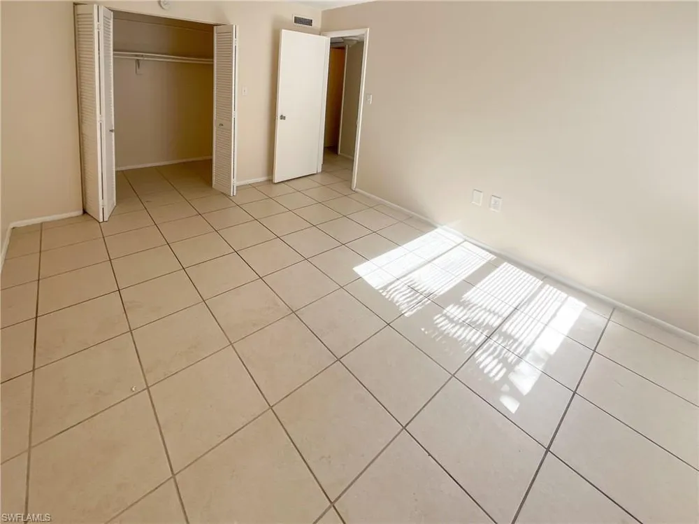 1915 Braman Avenue #4 Fort Myers, FL 33901