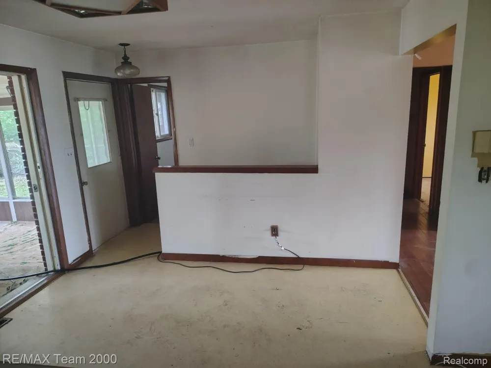30501 W Jefferson Avenue Gibraltar City, MI 48173