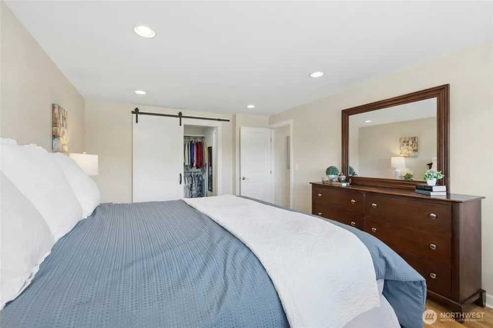 12406 SE 47th Street Bellevue, WA 98006