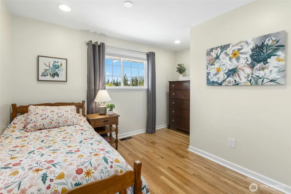 12406 SE 47th Street Bellevue, WA 98006