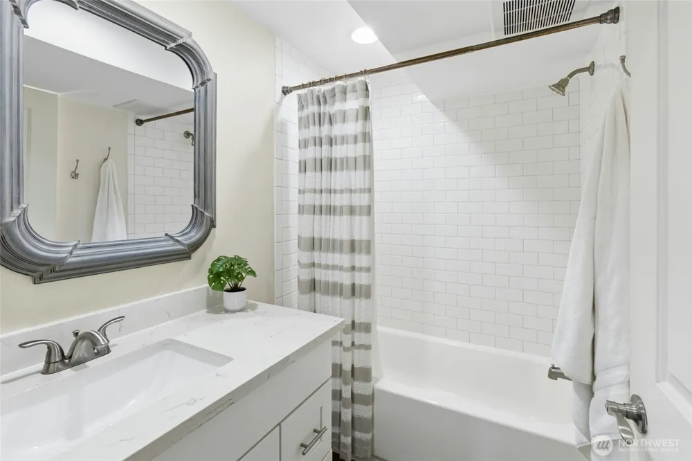 12406 SE 47th Street Bellevue, WA 98006