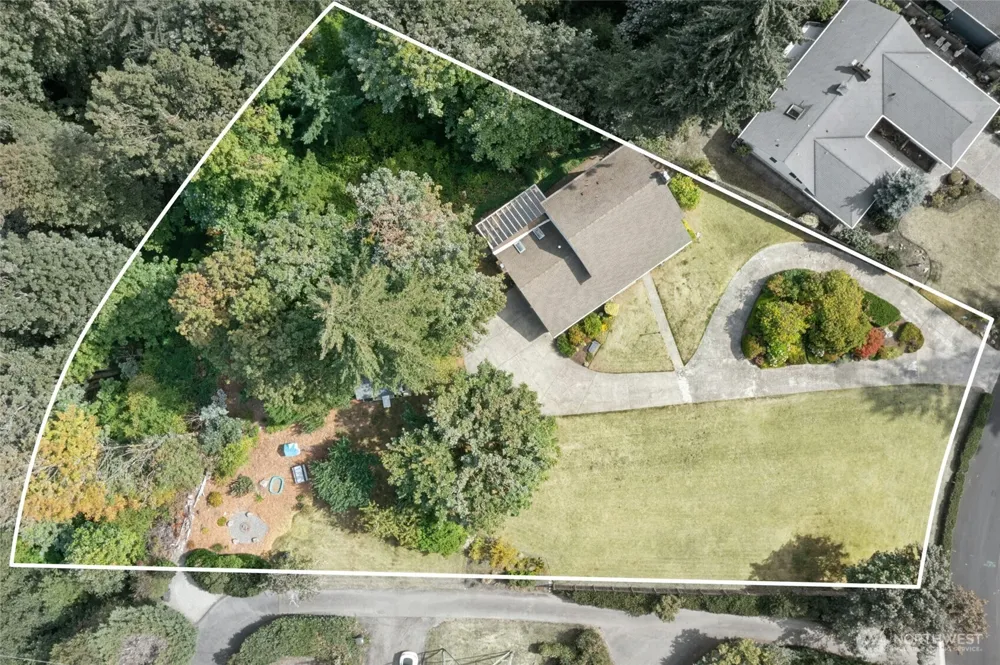 12406 SE 47th Street Bellevue, WA 98006