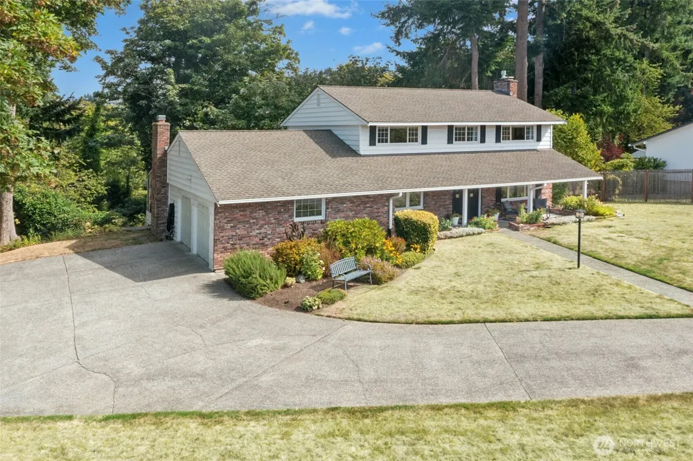 12406 SE 47th Street Bellevue, WA 98006