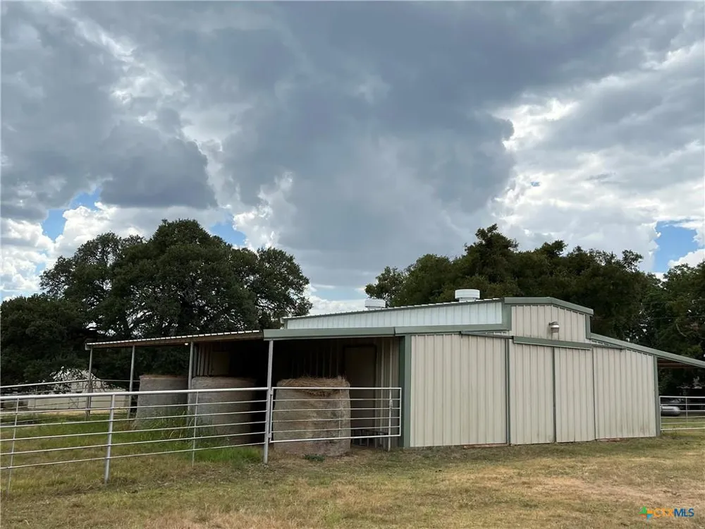 4009 Highway 183 Lampasas, TX 76550