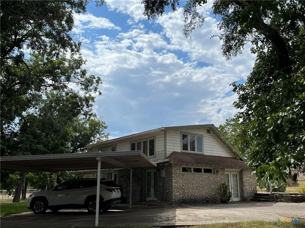 4009 Highway 183 Lampasas, TX 76550