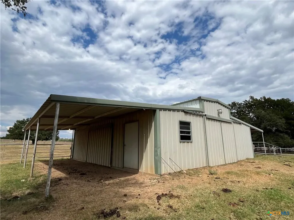 4009 Highway 183 Lampasas, TX 76550