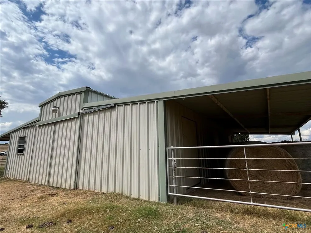 4009 Highway 183 Lampasas, TX 76550