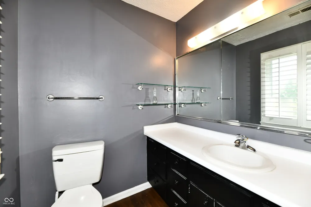 1110 Canterbury Indianapolis, IN 46260