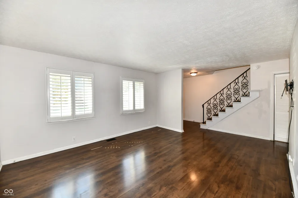 1110 Canterbury Indianapolis, IN 46260