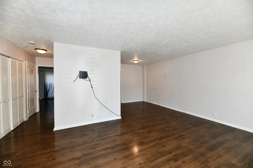 1110 Canterbury Indianapolis, IN 46260