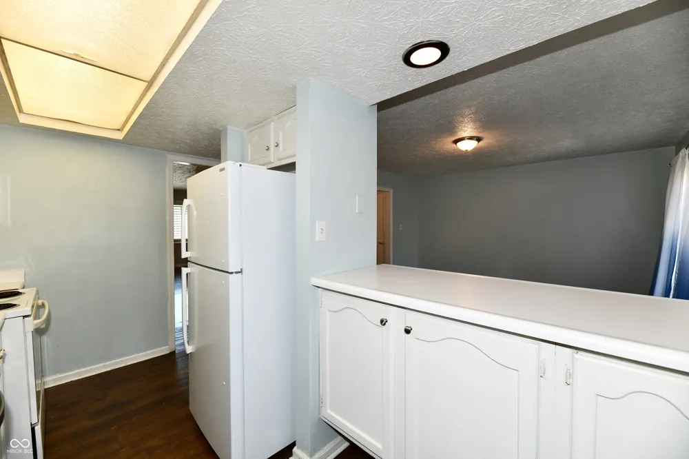1110 Canterbury Indianapolis, IN 46260