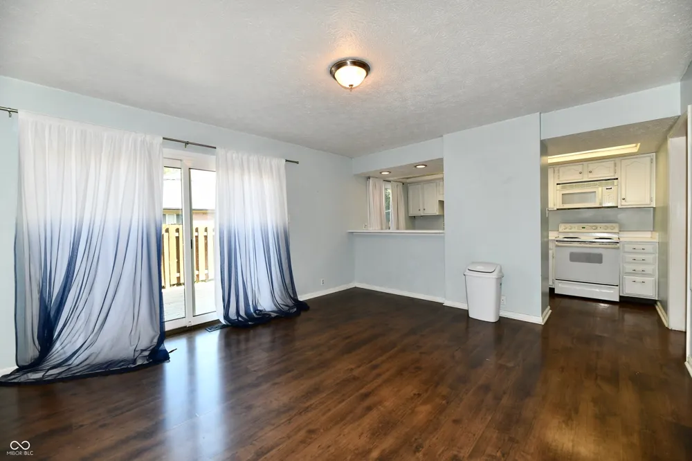 1110 Canterbury Indianapolis, IN 46260