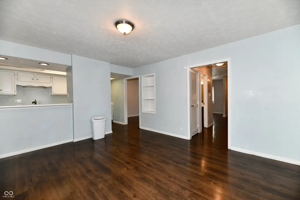 1110 Canterbury Indianapolis, IN 46260