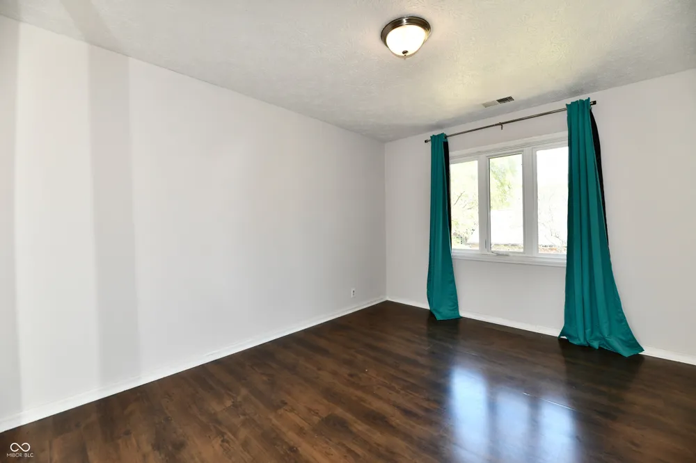 1110 Canterbury Indianapolis, IN 46260