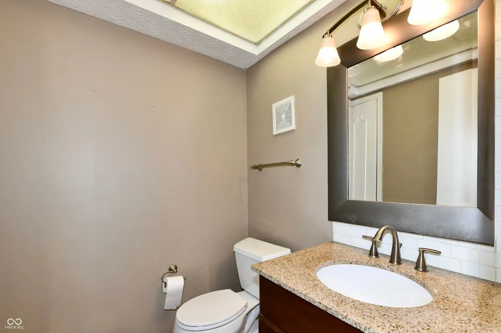 1110 Canterbury Indianapolis, IN 46260