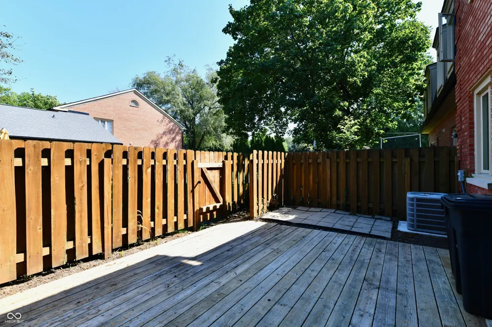 1110 Canterbury Indianapolis, IN 46260