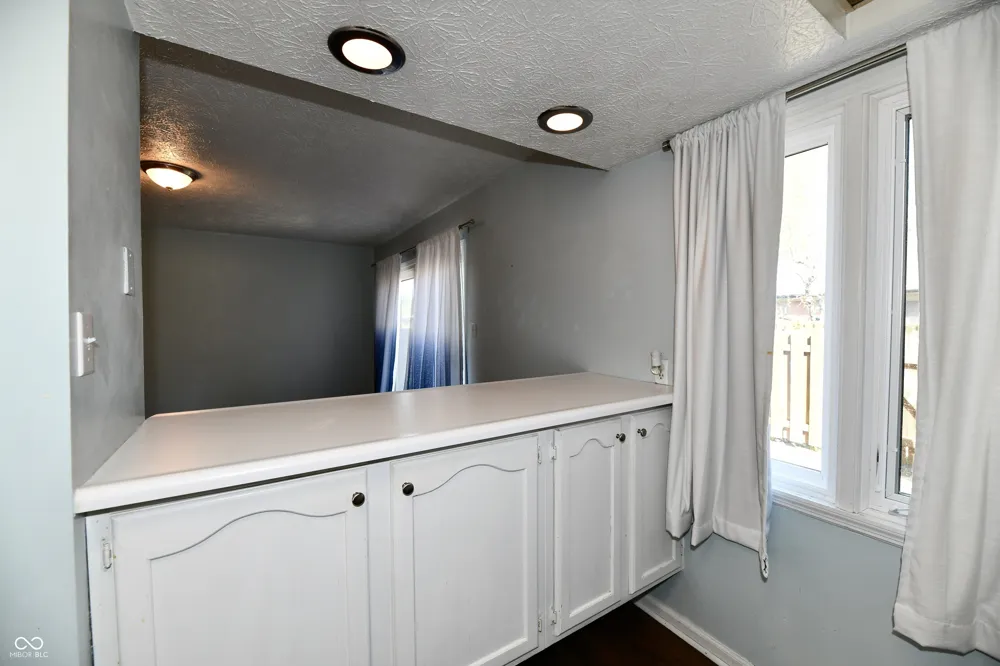 1110 Canterbury Indianapolis, IN 46260