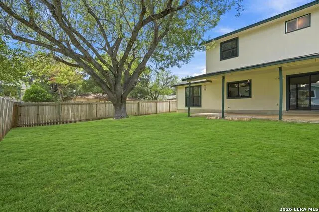 15402 Forest Mist San Antonio, TX 78232