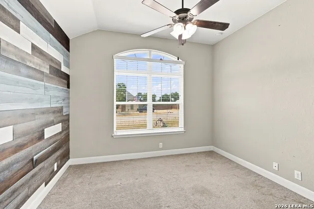 5676 HIGH FOREST DR New Braunfels, TX 78132